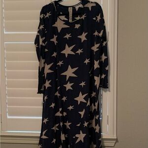 Magnolia Pearl Dylan T Dress Long Sleeve Navy with White Stars